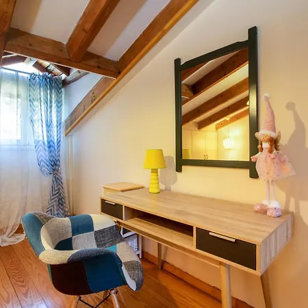 Victoria By Corfuescapes *