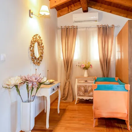 Victoria By Corfuescapes *