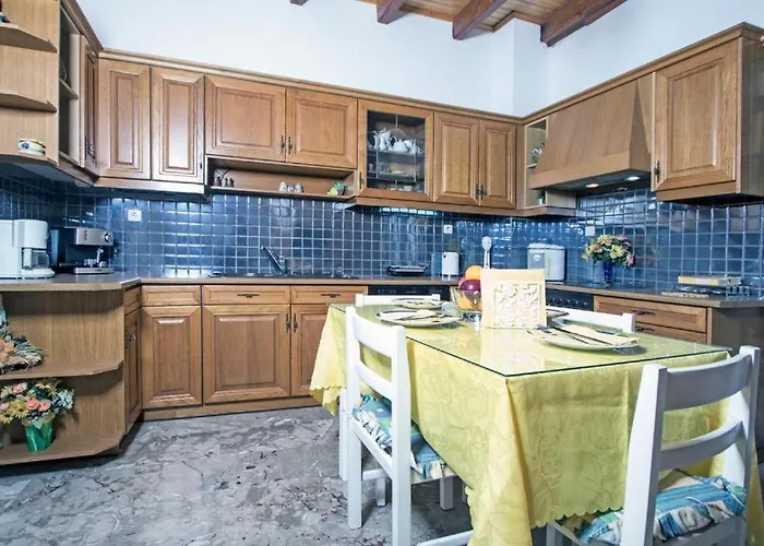 Διαμέρισμα Victoria By Corfuescapes *